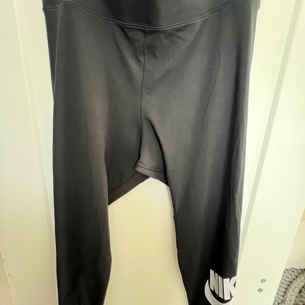 Nike Plus Size Black Leggings